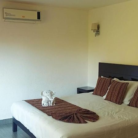 Hotel Punta Galeria Morelia Bagian luar foto