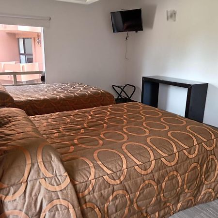 Hotel Punta Galeria Morelia Bagian luar foto